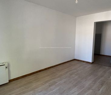 Location Appartement 2 pièces 41m² VALREAS 84600 - Photo 4