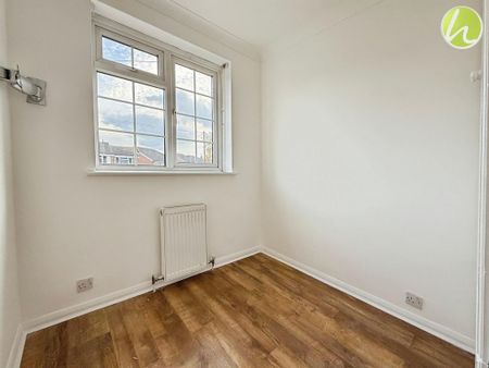 3 bedroom end of terrace house to rent - Photo 5