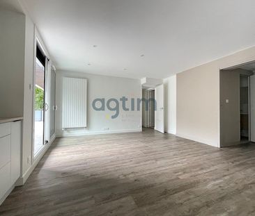 Location Appartement 4 pièces 83m² LA ROCHE SUR YON 85000 - Photo 2