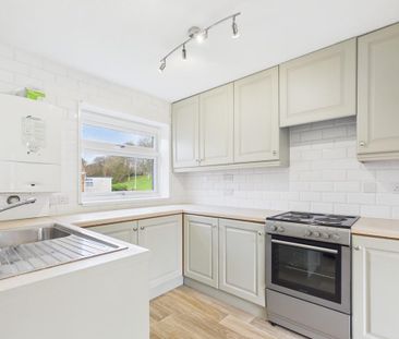 4 bedroom terraced house to rent - Photo 5