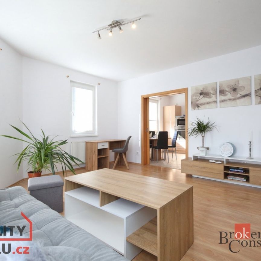 Apartment for rent, 2+1 - 1 bedroom, 64m - Photo 1
