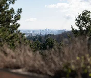 Hochwertiger Erstbezug mit Balkon, Grün- und Wienblick in Pötzleinsdorf - Photo 3