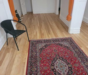 3 1/2 ­à louer, 1050 $ /mois, de La Roche/Beaubien - Libre dès main... - Photo 1