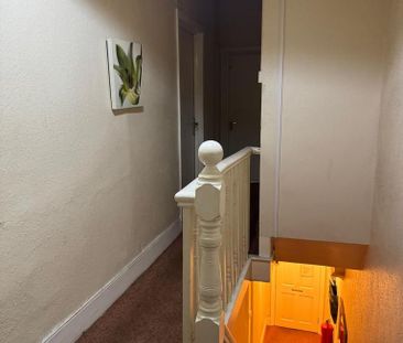 1 bedroom in a house share to rent - Photo 6