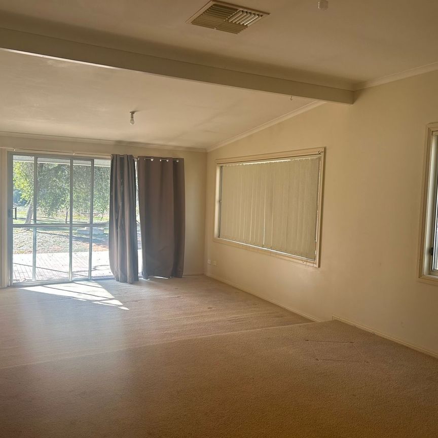 Four Bedroom House - Photo 1