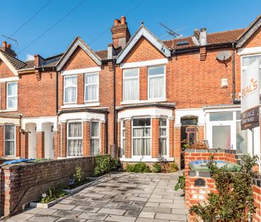 2 bedroom terraced house to rent - Photo 2