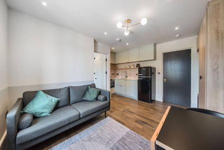 1 bedroom flat to rent - Photo 2