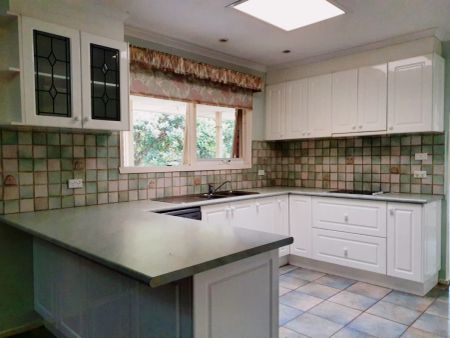 3 Bed, 2 Bath - Photo 5