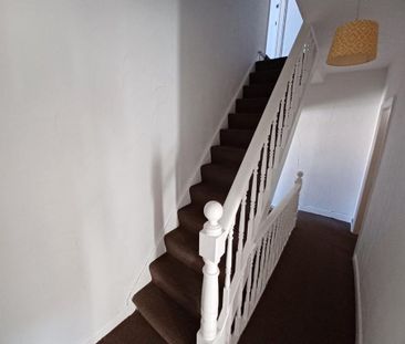 4 bedroom terraced house to rent - Photo 2