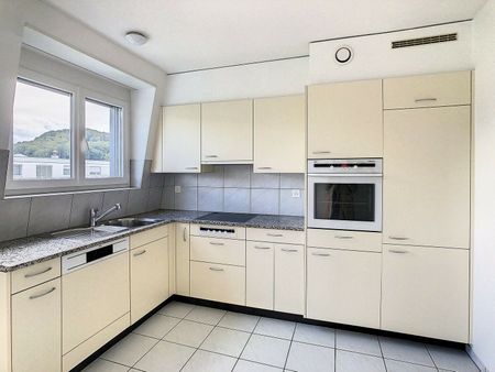 MAGNIFIQUE 4.5 pièces / WUNDERSCHÖNE 4.5-ZIMMER-WOHNUNG - Foto 4