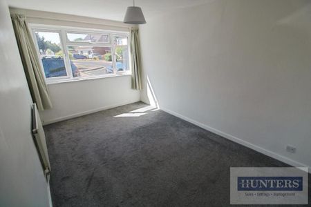 2 bedroom maisonette to rent - Photo 3