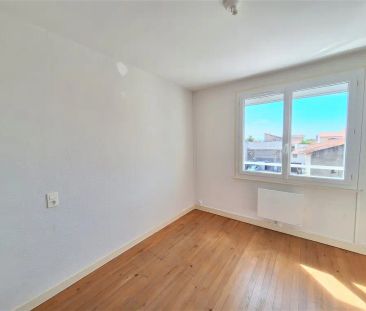 Location appartement 4 pièces - 64m² à St bonnet pres riom (63200) - Photo 4