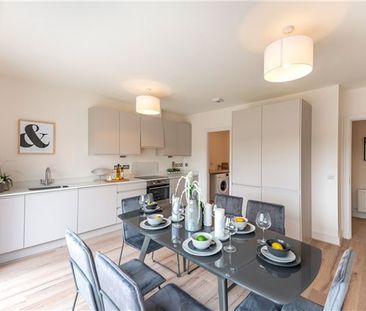 Shackleton Plaza, Lucan, Co. Dublin, CODUBLIN - Photo 5