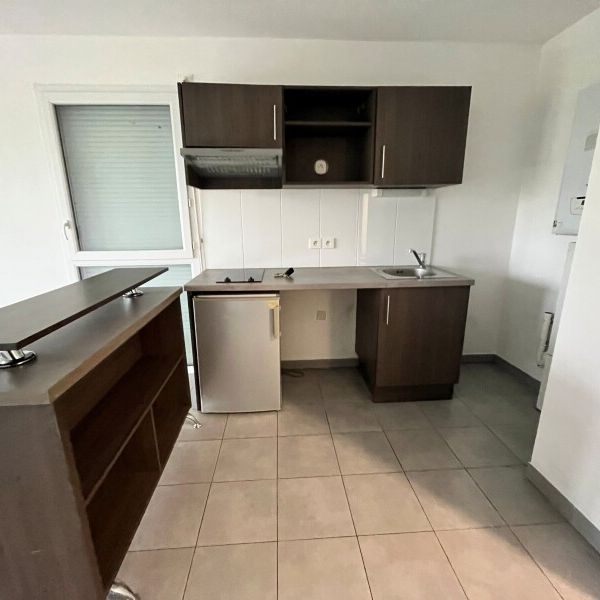 Location Appartement 2 pièces 37m² ST ANDRE DE CUBZAC 33240 - Photo 1