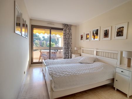 Location Appartement 2 pièces 49m² JUAN LES PINS 06160 - Photo 3
