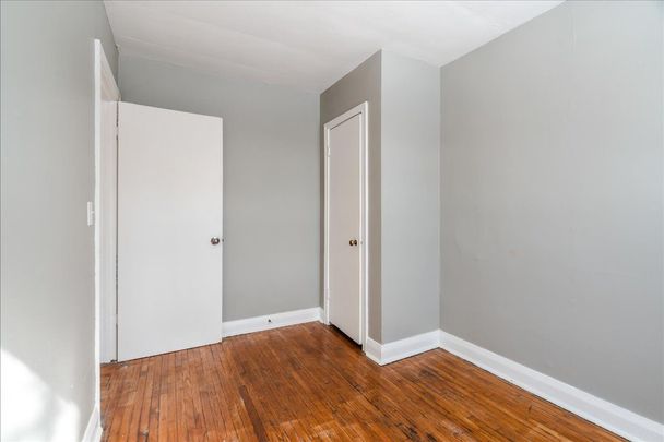 For Lease - 145 North Service Road Unit# 2, Oakville, Ontario - Photo 1