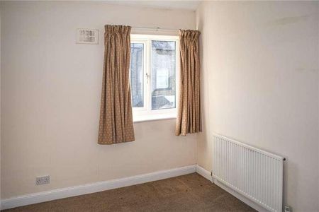 Barran Street, Bingley, West Yorkshire, BD16 - Photo 3