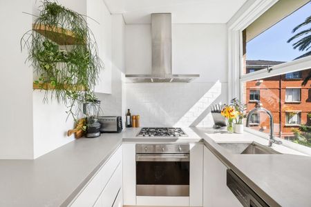 Narrabeen, 21/14-16 Robertson Street - Photo 2