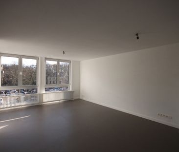 Totaal gerenoveerd appartement met uitzonderlijke ligging in Brassc... - Photo 6