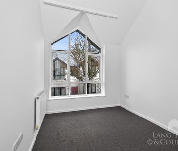 NORTH HILL - Photo 4