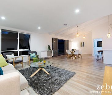 Family Stand Out! - Photo 3