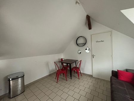 Location Appartement 2 pièces 23m² - Photo 2