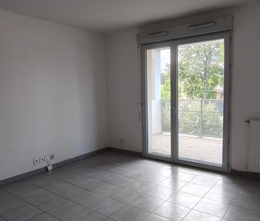 Location Appartement 3 pièces 54m² LAUNAGUET 31140 - Photo 1