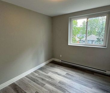 385 Division St, Unit 202, Kingston ON - Photo 2