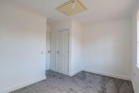 2 bedroom semi-detached house to rent - Photo 2