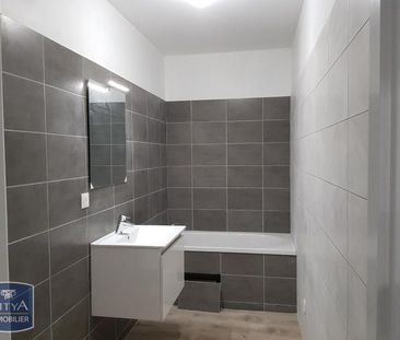 Location Maison 6 pièces 188m² MONTIERCHAUME 36130 - Photo 4