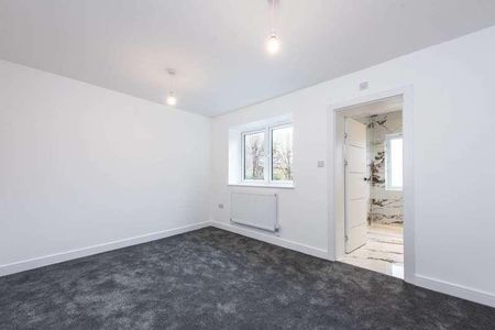 Victoria Road, East Barnet, EN4 - Photo 5