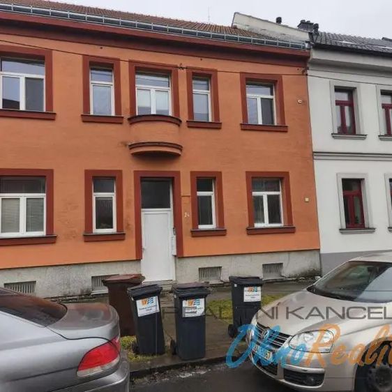 Pronájem bytu 1+1 na ul. Osmek v Přerově - Photo 1