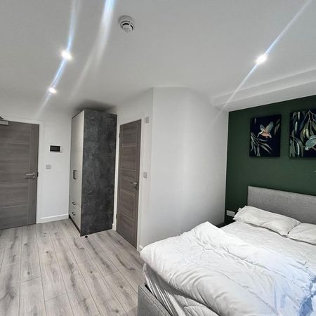 Studio to rent - Photo 3