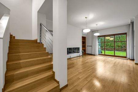 Komfortowy dom 236 m2 z pięknym ogrodem, Zawady - Photo 5