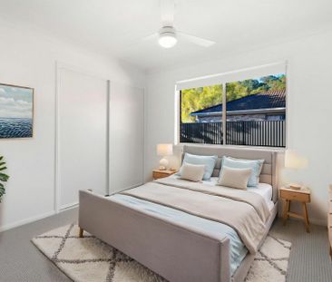 Spacious Family Living in a Sought-After Currumbin Waters Pocket - Photo 6