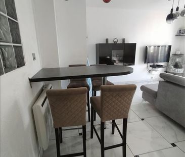 2 pièces - Meublé - 41,51 m² - 2ème étage - Colocation non autorisée - Photo 2