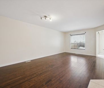 For Lease - 76 Templewood Drive, Kitchener, Ontario - Photo 2