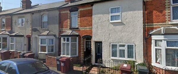 4 Bed Terraced House, Waldeck Street, RG1 - Photo 1