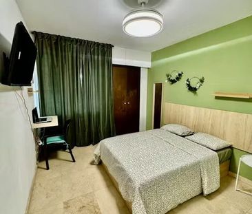 Calle de Valencia, Pozuelo de Alarcón, Community of Madrid 28223 - Photo 4