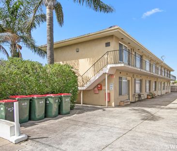 8/47 Marion Street, Altona North, Vic 3025 - Photo 2