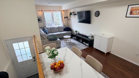 For Lease - 1050 Bristol Road Unit# 97, Mississauga, Ontario - Photo 3