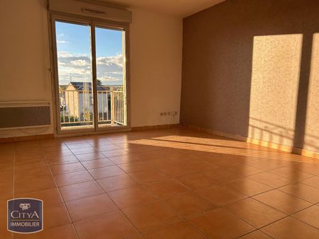 Location Appartement 3 pièces 54m² ST GILLES 30800 - Photo 3