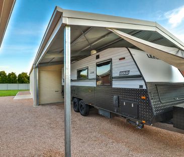 Lifestyle Living with Pool, Caravan Space & Lots of Space - Photo 3