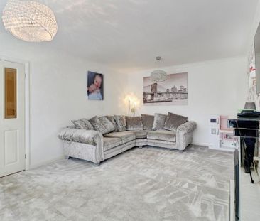 3 bedroom semi-detached house to rent - Photo 3