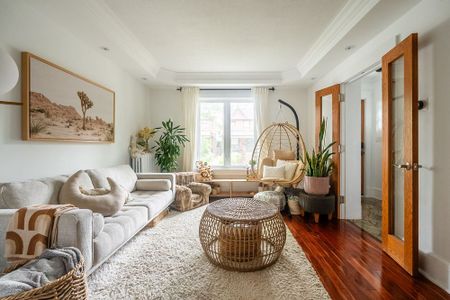 Toronto Furnished Detached Home for Rent - Luxurious 2 Bed, 2.5 Bath with Private Garden and King Size Master - Photo 5