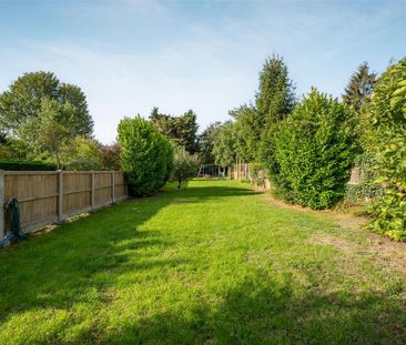 5 bedroom semi-detached house to rent - Photo 4