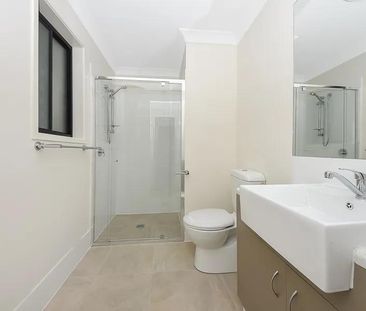 6 Crewes Cres, Redbank Plains QLD 4301 - Photo 6