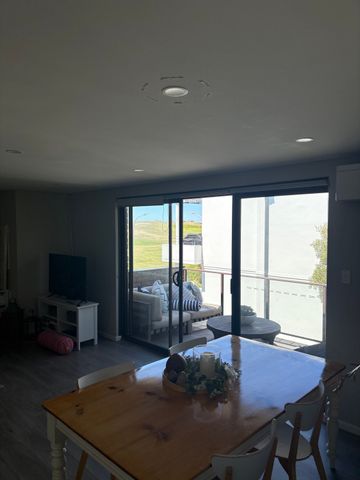 North Bondi - Photo 2