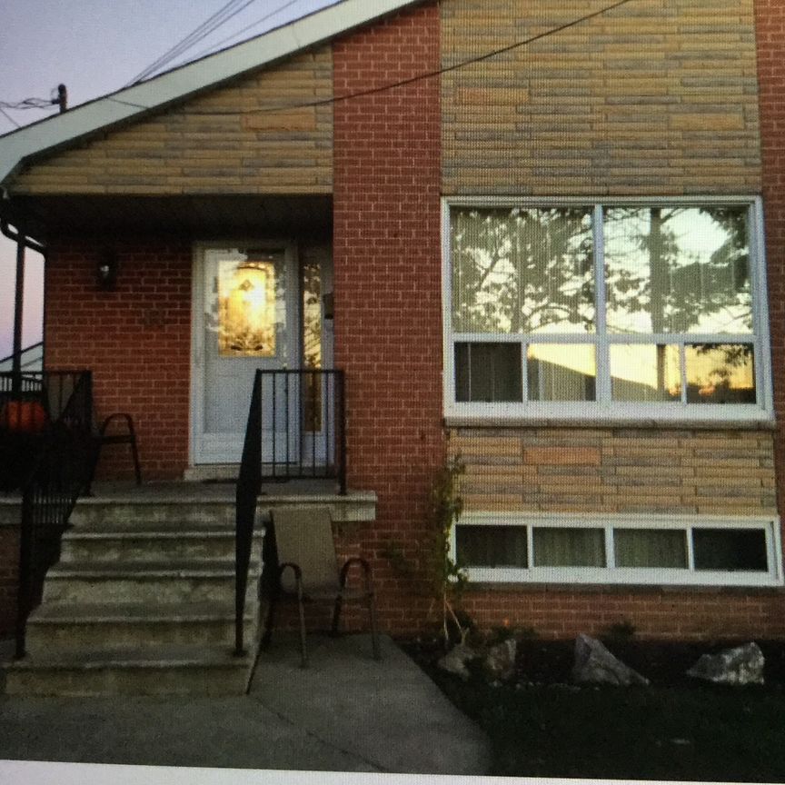 1 BASEMENT APT IN HOME - Photo 1