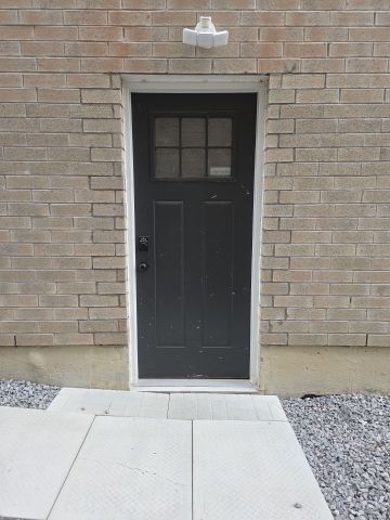 For Lease - 9474 Bayview Avenue, Richmond Hill, Ontario - Photo 2